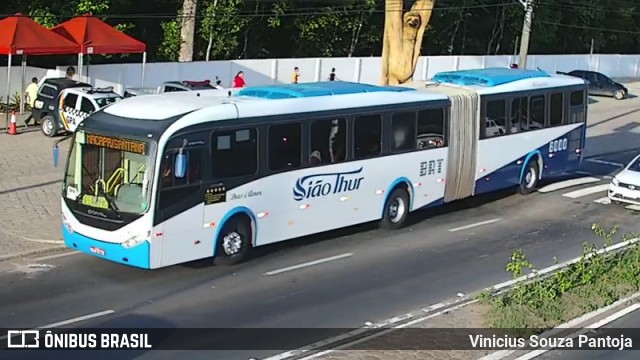 Duas taças de vinho